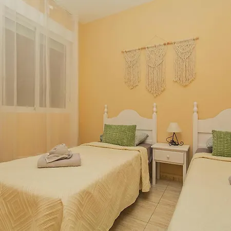 032 La Loma Magic - Alicante